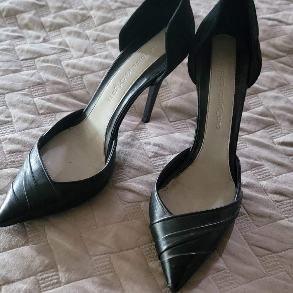 Narciso Rodriguez D-Orsay Black Leather pumps